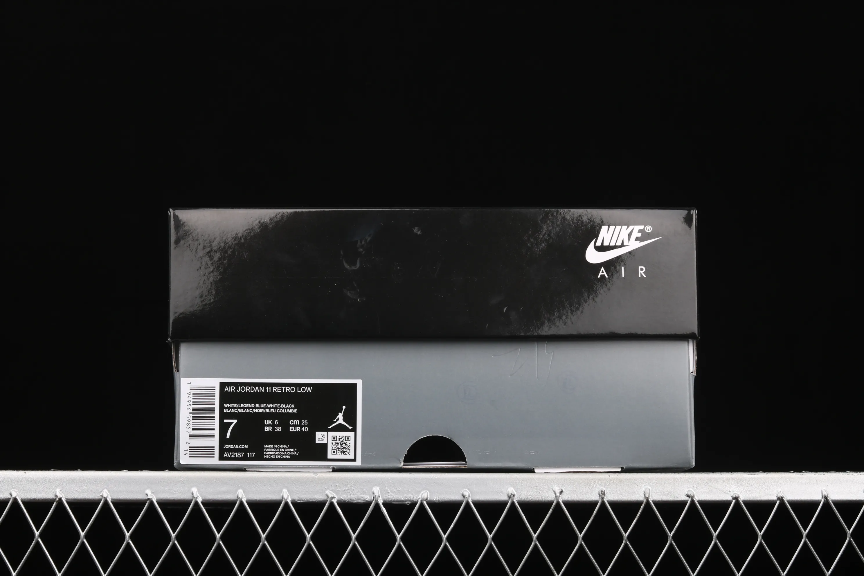 All categories Air Jordan Jordan series basketball shoes Air Jordan 11 Z version Air Jordan 11 Low "Legend Blue" AJ11 Joe 11 low-top legend blue AV2187-117